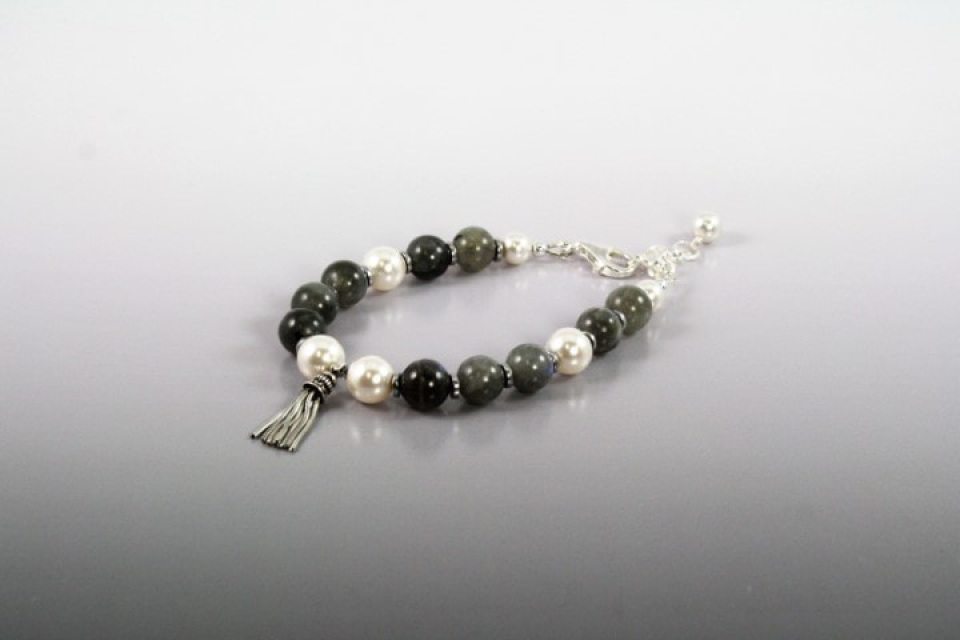 <span class="entry-title-primary">Global Labradorite Bracelet Industry Market Research Report 2024</span> <span class="entry-subtitle">Labradorite Bracelet Market Insights 2019, Global and Chinese Analysis and Forecast to 2024</span><span class="rating-result after_title mr-filter rating-result-30631">			<span class="no-rating-results-text">No ratings yet.</span>		</span>